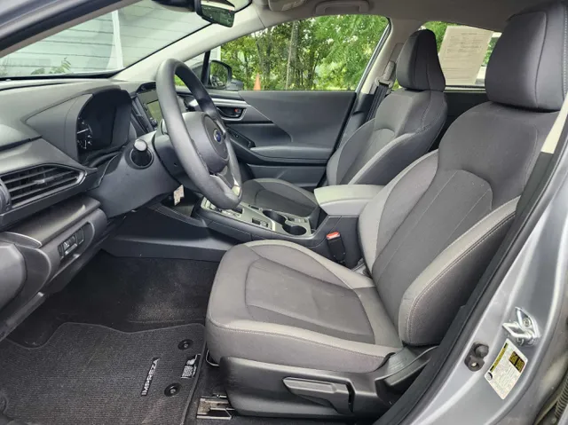 2024 Subaru Impreza Base photo 9