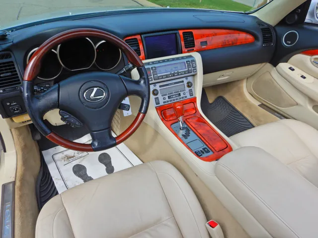 2007 Lexus SC 430 - Photo 2