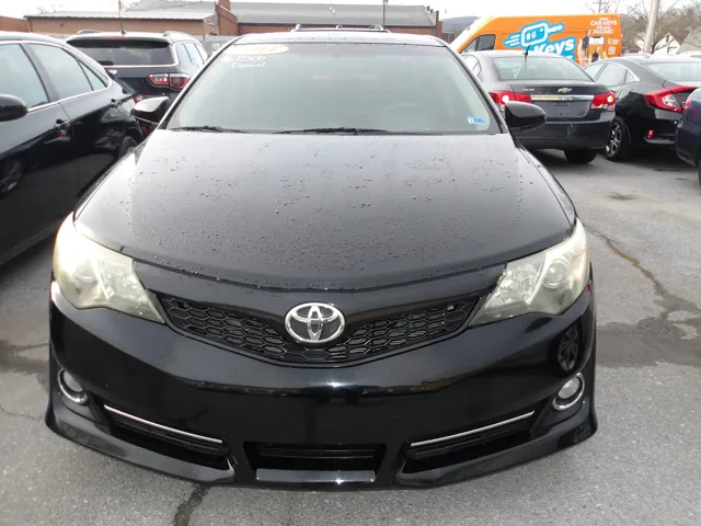 2014 Toyota Camry SE