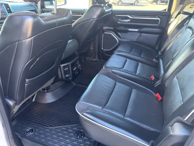 2020 RAM Ram 1500 Pickup Laramie - Photo 15