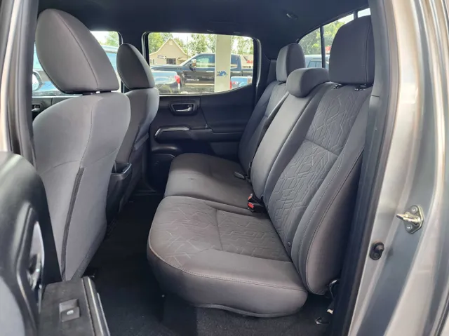 2019 Toyota Tacoma TRD Sport Double Cab Long Bed V6 4x4 photo 12