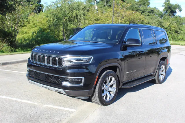 2022 Jeep Wagoneer