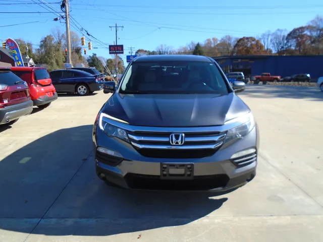 2017 Honda Pilot EX-L photo 4