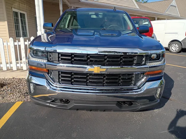 2018 Chevrolet Silverado 1500 photo 4