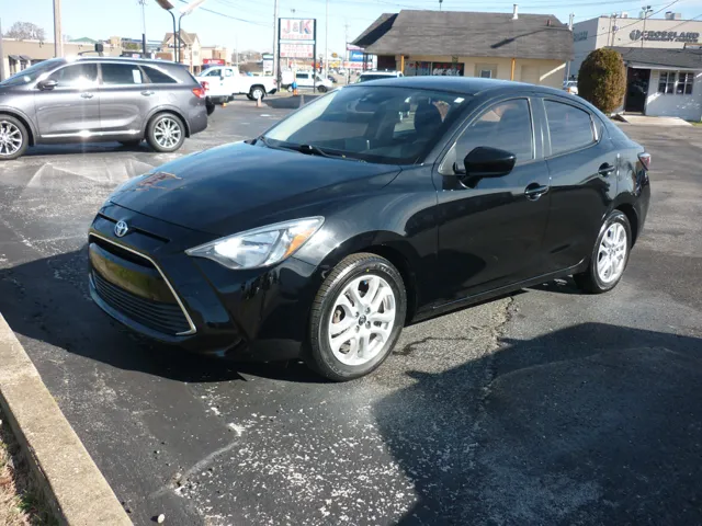 2017 Toyota Yaris iA Base