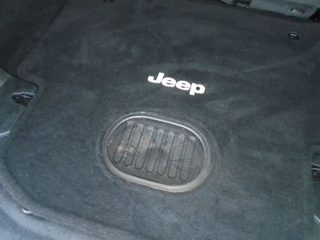 2015 Jeep Wrangler Unlimited Sahara - Photo 28