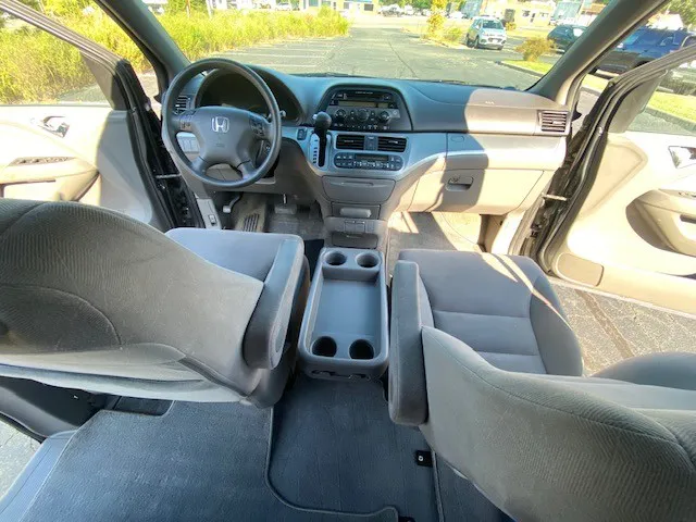 2010 Honda Odyssey EX photo 26