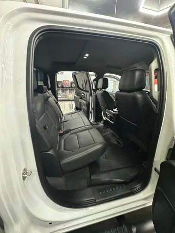 2020 Chevrolet Silverado 1500 LTZ - Photo 10