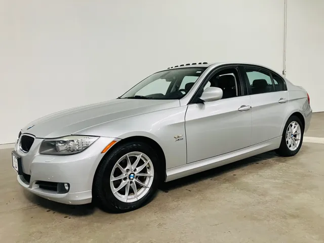2010 Bmw 328i xDrive photo 2