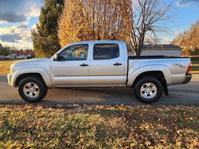 2008 Toyota Tacoma Base's photo