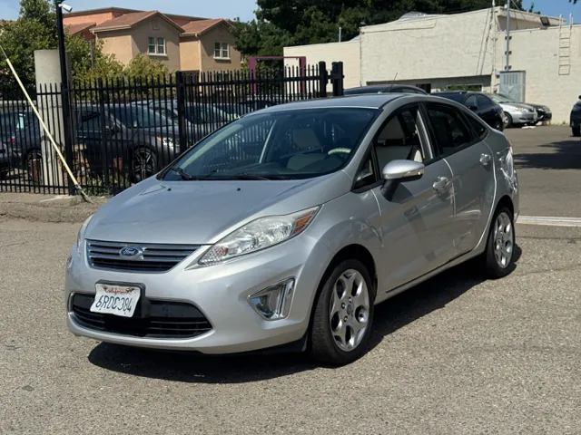 2012 Ford Fiesta's photo