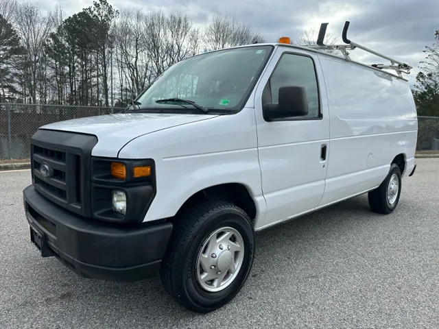 2012 Ford E-Series Econoline Van Commercial's photo