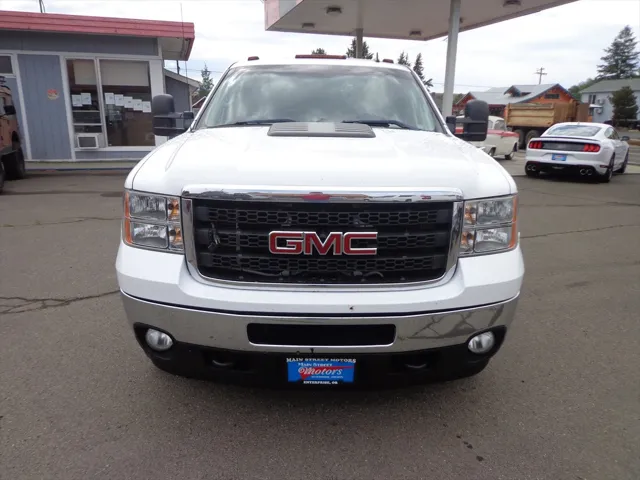 2011 GMC Sierra 3500 SLT - Photo 7