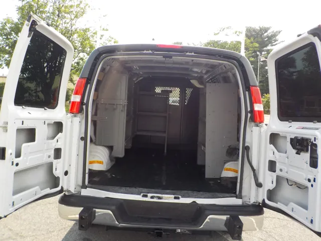 2024 GMC Savana Cargo Work Van - Photo 6