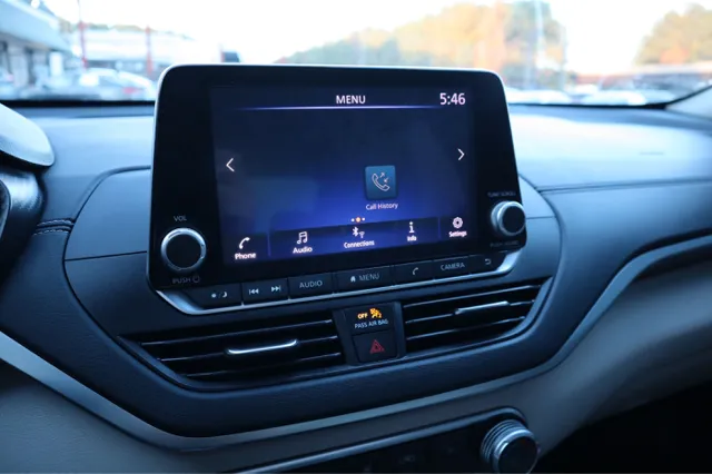 2022 Nissan Altima SV - Photo 20