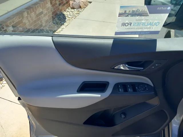 2024 Chevrolet Equinox LT - Photo 10