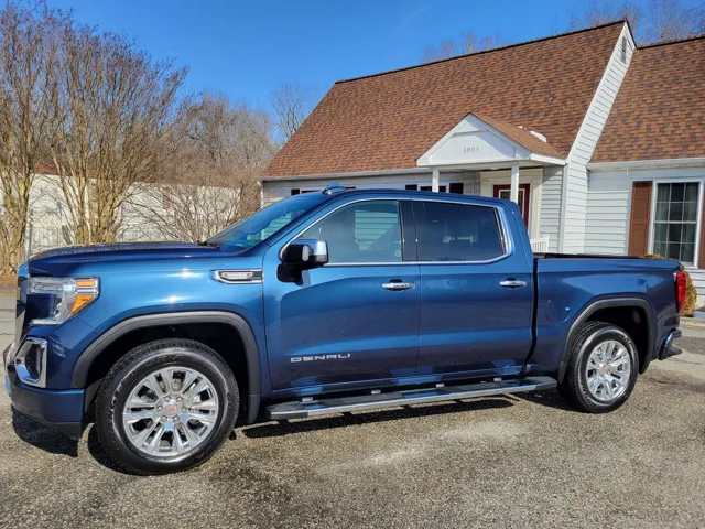 2021 GMC Sierra Denali 4WD Crew Cab Short Box's photo