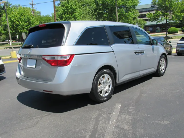 2013 Honda Odyssey LX - Photo 7