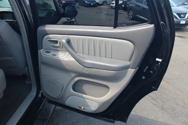 2007 Toyota Sequoia Limited - Photo 16
