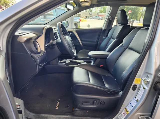2013 Toyota RAV4 Limited photo 11