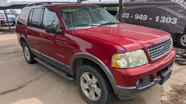 2004 Ford Explorer XLT