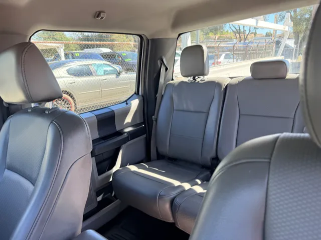 2017 Ford F-550 - Photo 26