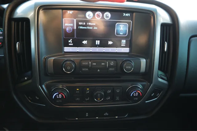 2015 Chevrolet Silverado 1500 LT - Photo 15