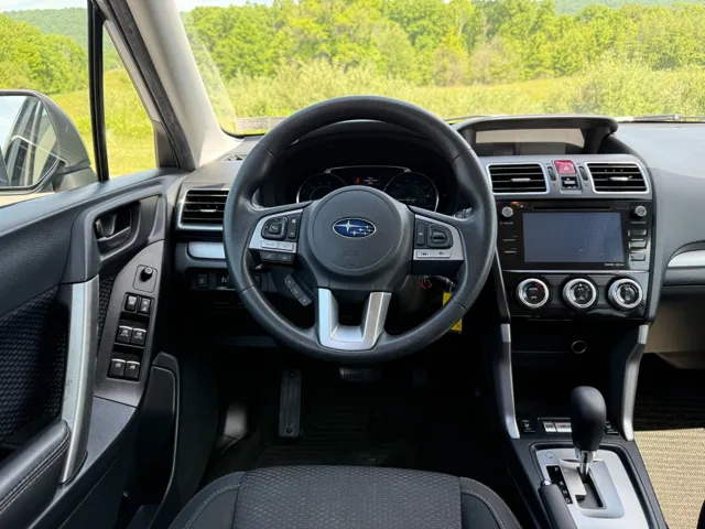 2017 Subaru Forester Premium - Photo 11