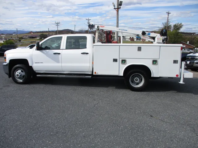 2015 Chevrolet Silverado 3500 Chassis Cab Work Truck's photo