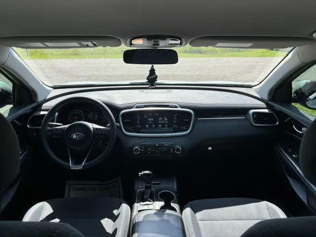 2018 Kia Sorento LX - Photo 11