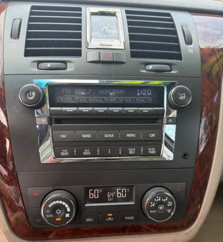 2007 Cadillac DTS V8 - Photo 13