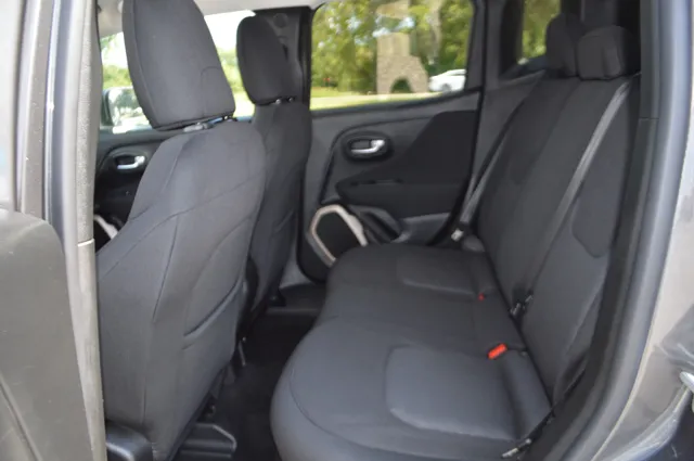 2017 Jeep Renegade Latitude - Photo 17