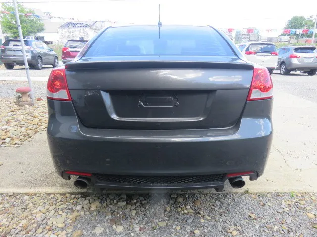 2009 Pontiac G8 Base - Photo 6