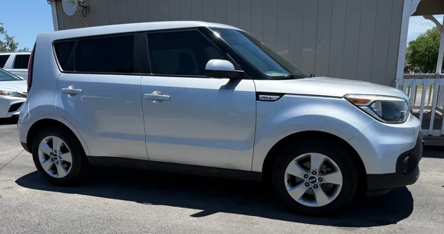 2019 Kia Soul 1.6L Base 6 A/T's photo