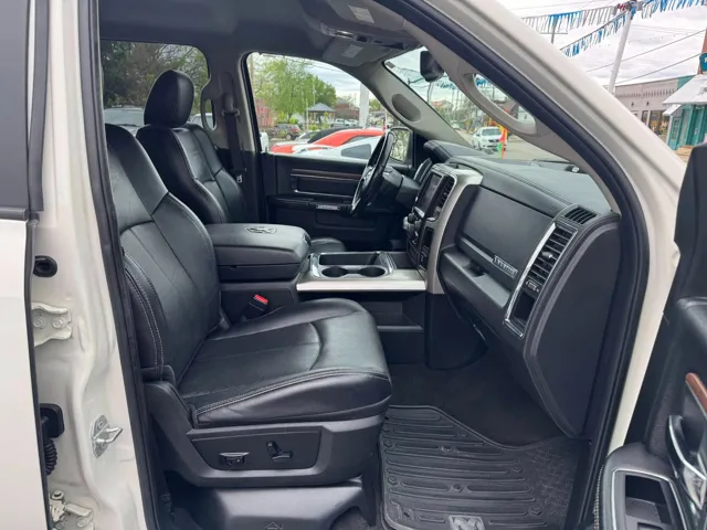 2018 RAM Ram 1500 Pickup Laramie - Photo 10