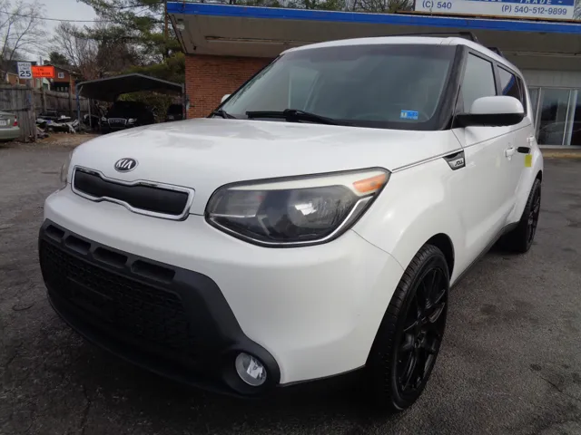 2015 Kia Soul Base's photo