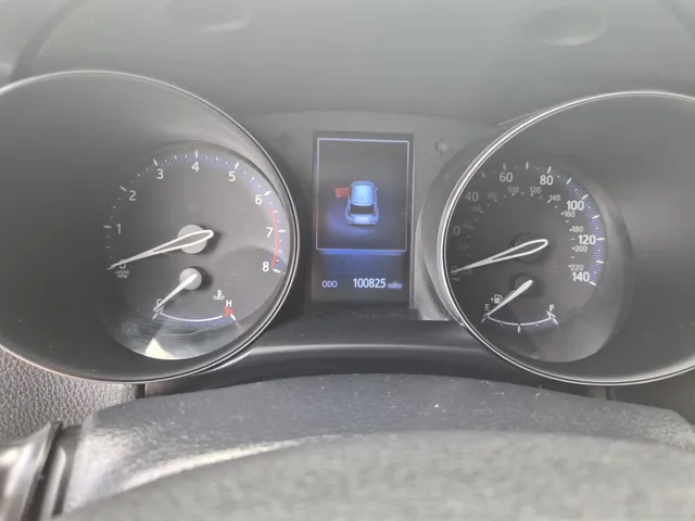 2018 Toyota C-HR XLE Premium - Photo 11