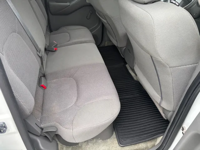 2018 Nissan Frontier photo 18