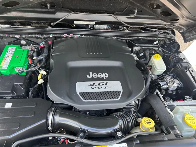 2013 Jeep Wrangler Unlimited Sport - Photo 17
