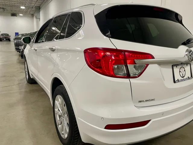 2018 Buick Envision Essence photo 4