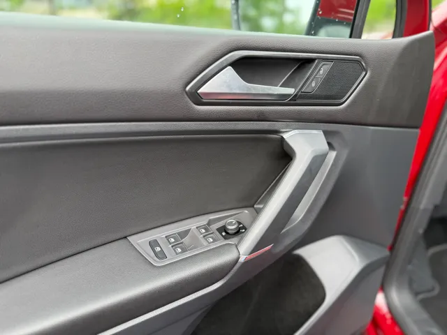 2018 Volkswagen Tiguan SE - Photo 20