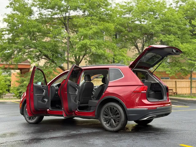 2018 Volkswagen Tiguan SE - Photo 17