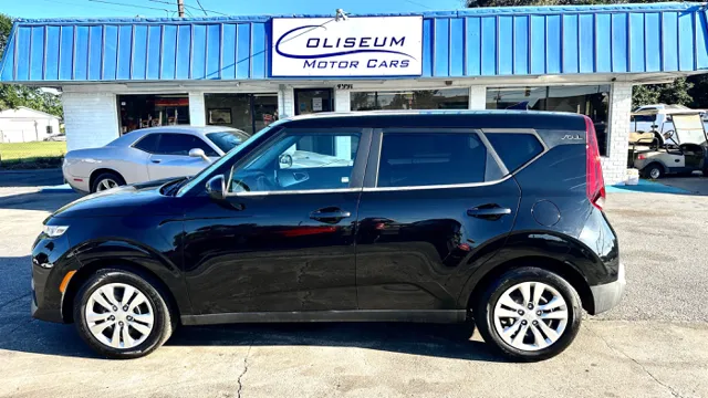 2022 Kia Soul 2.0L LX IVT's photo