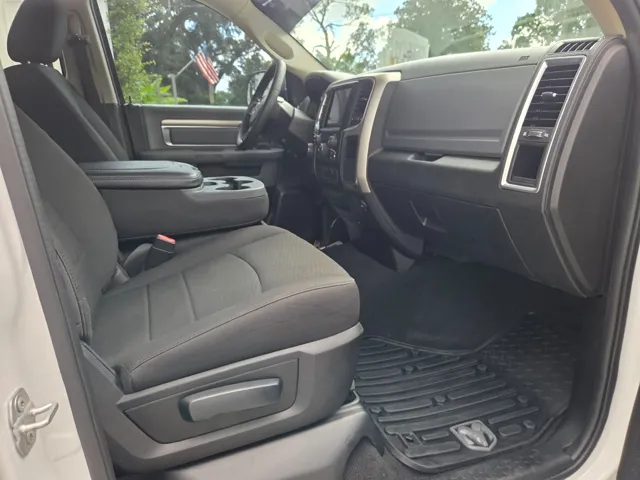 2019 Ram 1500 Classic photo 33
