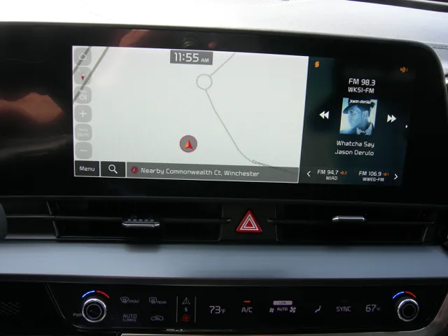 2023 Kia Sportage EX - Photo 11