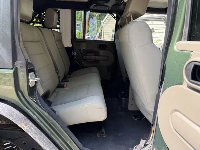 2007 Jeep Wrangler Unlimited Sahara - Photo 25