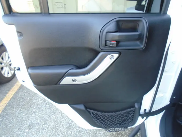 2015 Jeep Wrangler Unlimited Sahara - Photo 71
