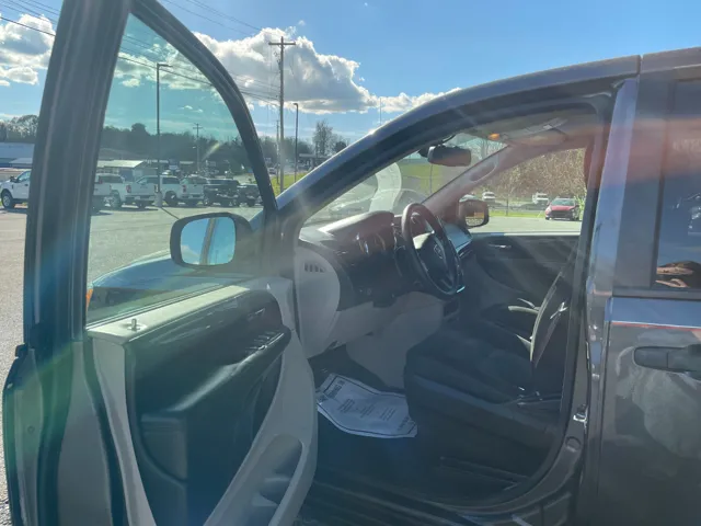 2019 Dodge Grand Caravan SE - Photo 12