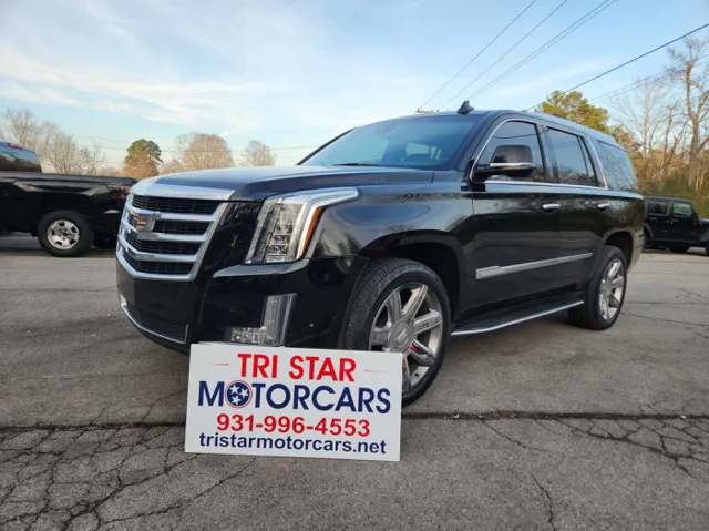 2018 Cadillac Escalade Luxury's photo