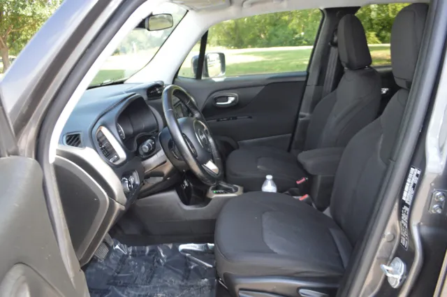 2017 Jeep Renegade Latitude - Photo 11